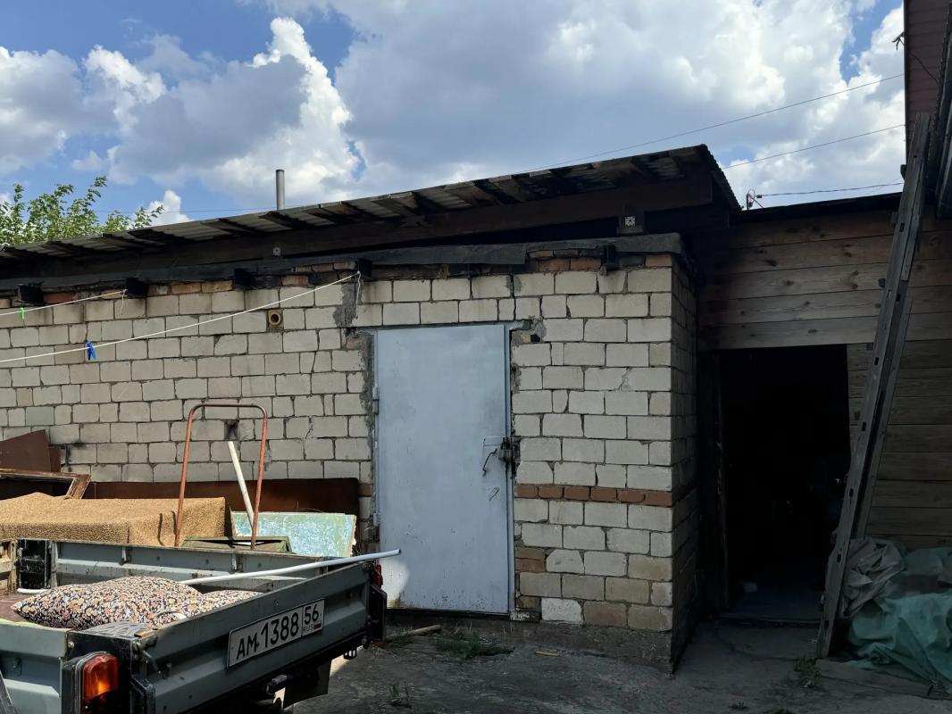 Продается дом около остановки 11 школа (на Северном). - Новотроицк