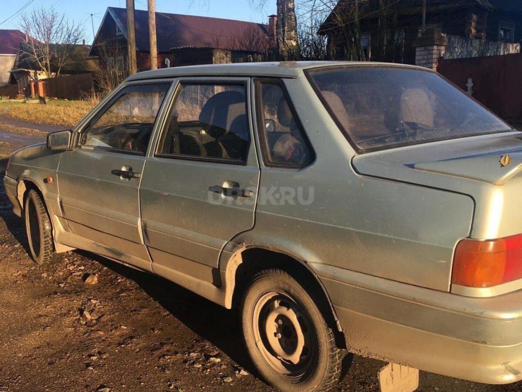 Продам 2115 машина работяга бегает отлично езжу каждый день кузов на тройку дыринет но лак слез дно - Орск