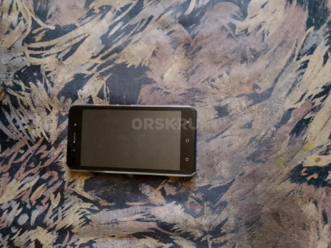 смартфон  интернет 3G в полном комплекте в хорошем состояние - Орск