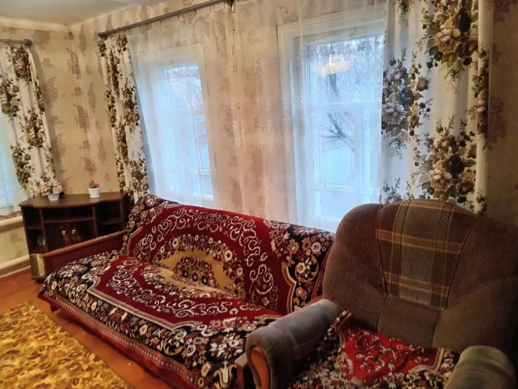 Продается отдельно-стоящий дом в развитом поселке Краснохолм (Илекская трасса), по ул. - Краснохолм