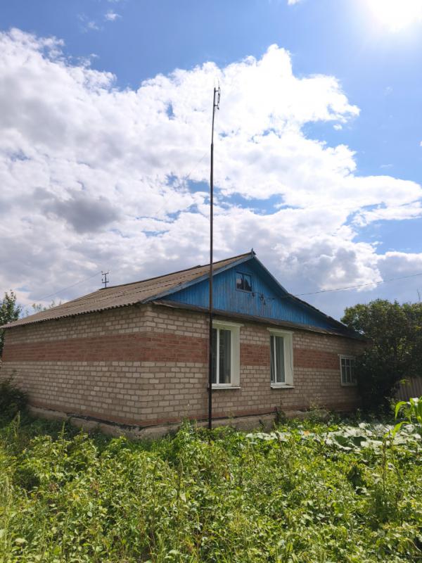 🏠 Продаётся отдельно стоящий  кирпичный дом за городом 📍 Местоположение: посёлок Караванный, ул. - Караванный