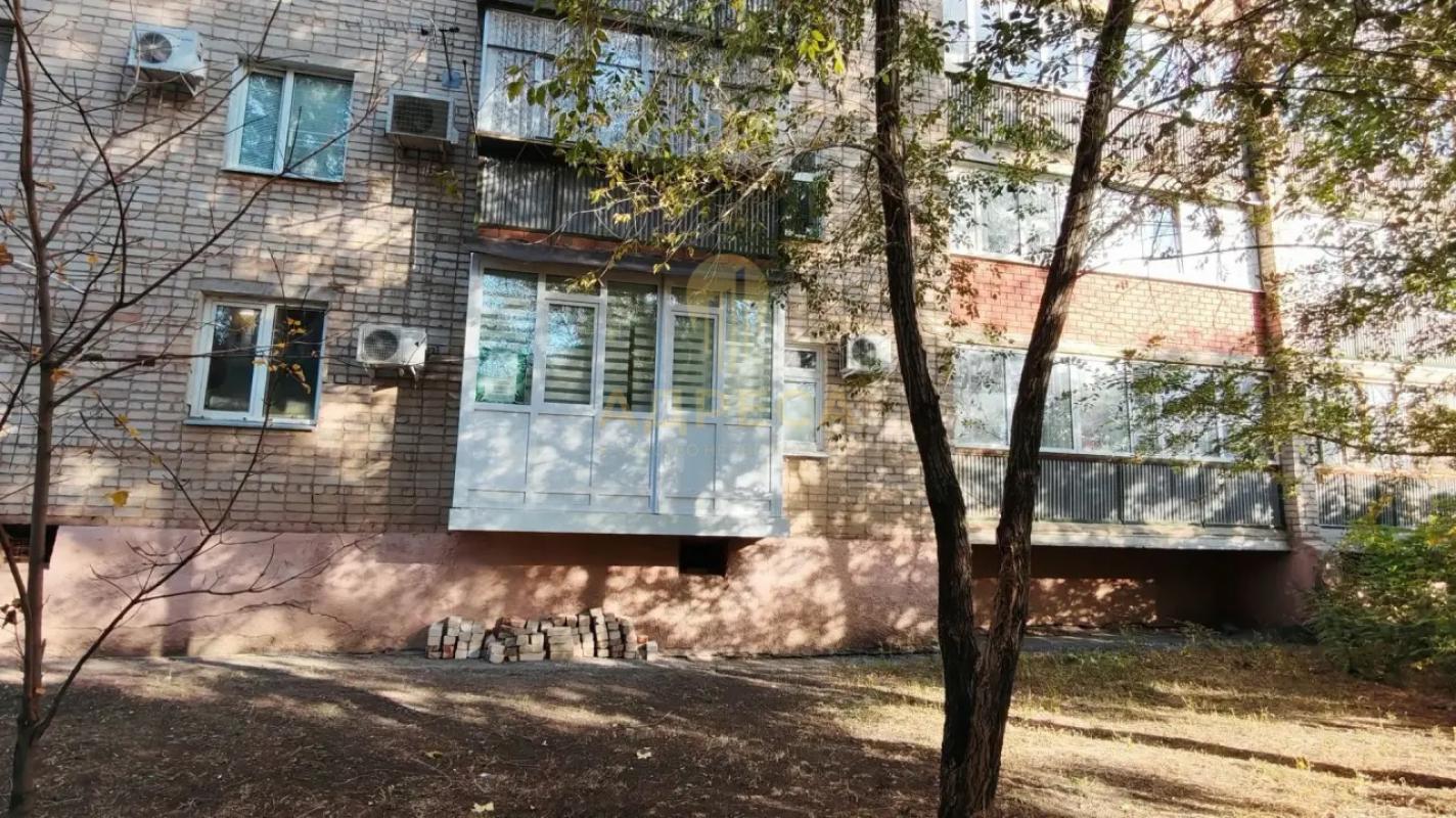 В продаже большая квартира 1/5 эт. - Оренбург