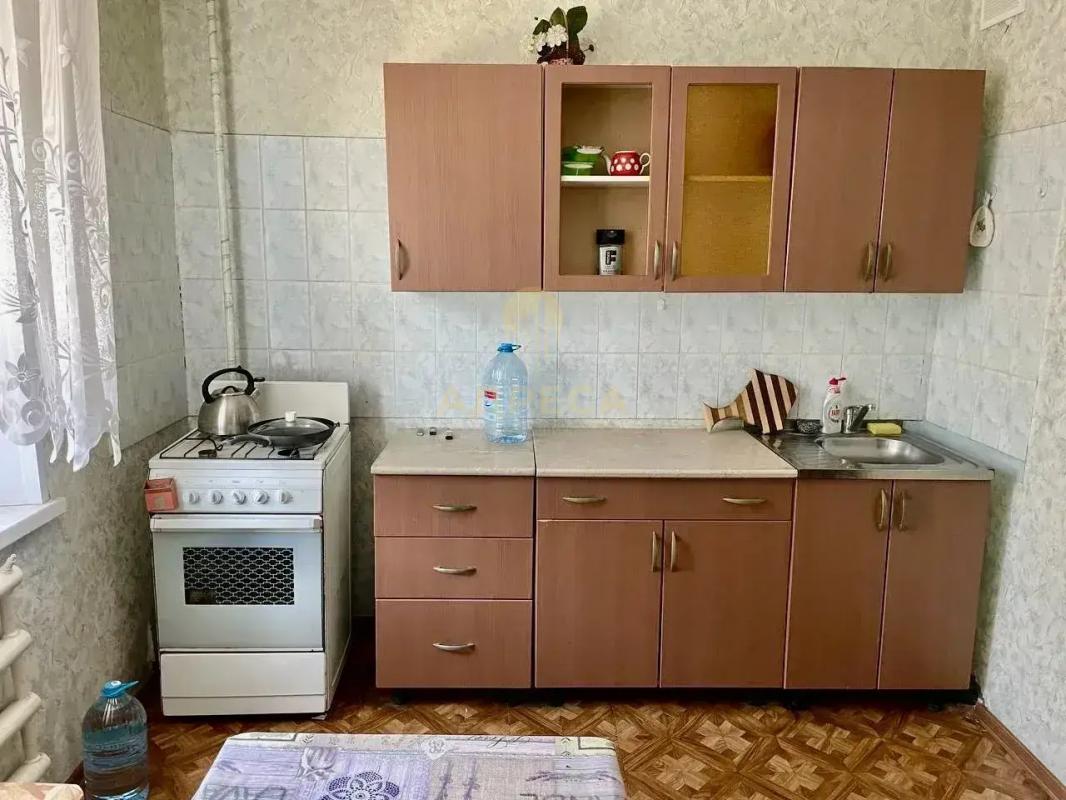 Продается просторная ,светлая однокомнатная квартира. - Оренбург