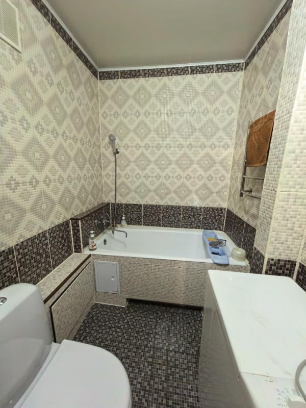 Отличная двухкомнатная квартира по пр. - Орск