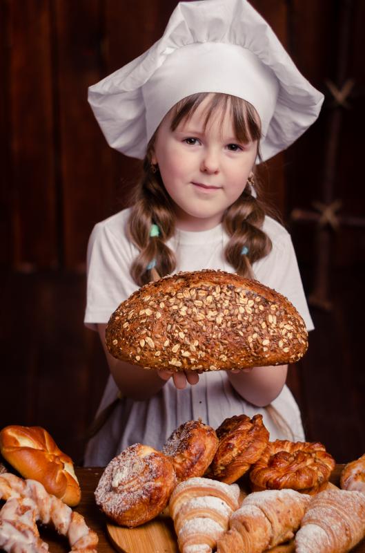 Требуется помощник Продавца, достойная зарплата! - Новотроицк