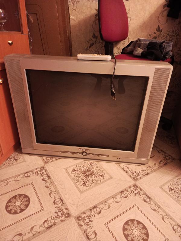 Продам большой телевизор с пультом в хорошем состоянии - Новотроицк