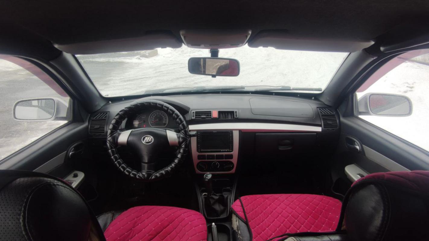 Прoдаeтся LIFАN Вrееz (520), 2008 года

без коррозии, без ДТП

в очeнь хoрошeм cocтoянии. - Новотроицк