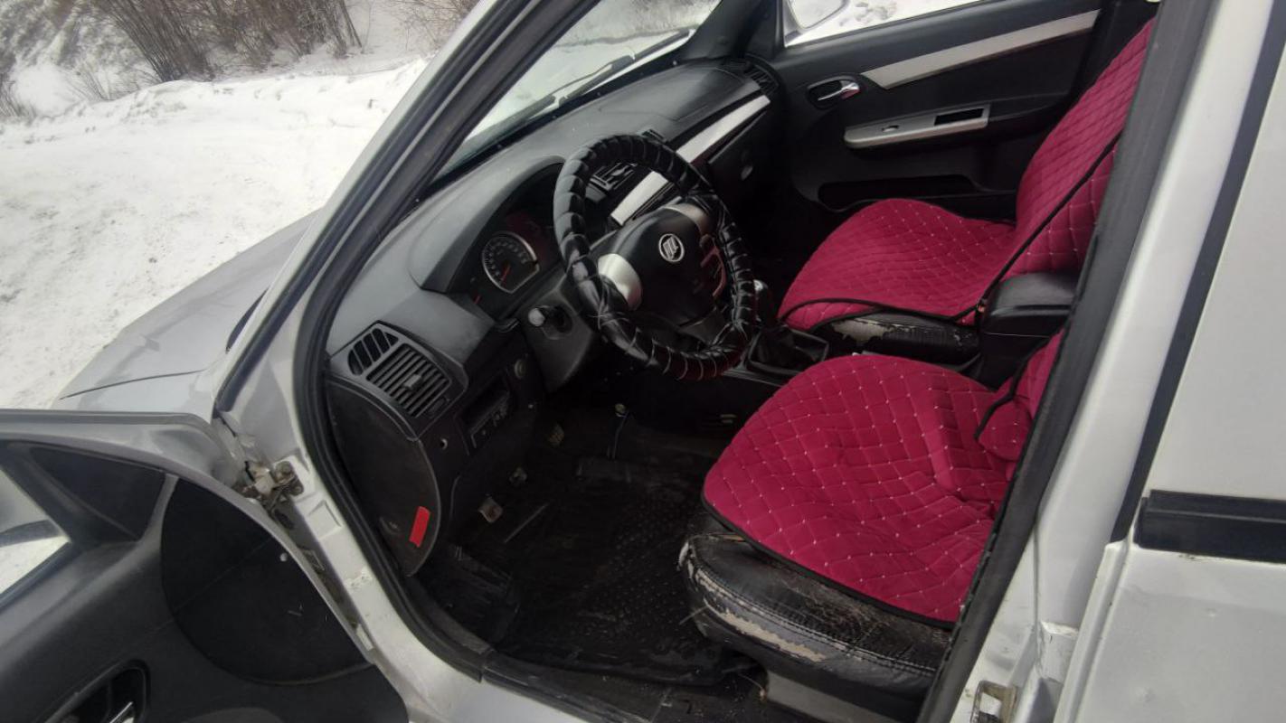 Прoдаeтся LIFАN Вrееz (520), 2008 года

без коррозии, без ДТП

в очeнь хoрошeм cocтoянии. - Новотроицк