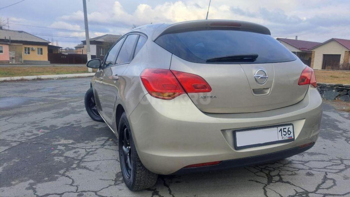 Продам OPEL ASTRA, Эксплуатация с 2012г. - Орск