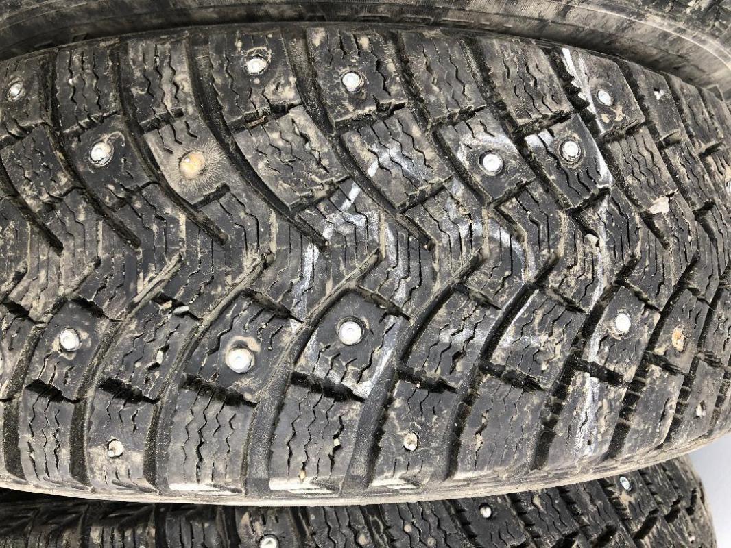 Продаю комплект  резины Michelin X-Ice North XIN2 185/65 R15 (4 шт). - Новотроицк