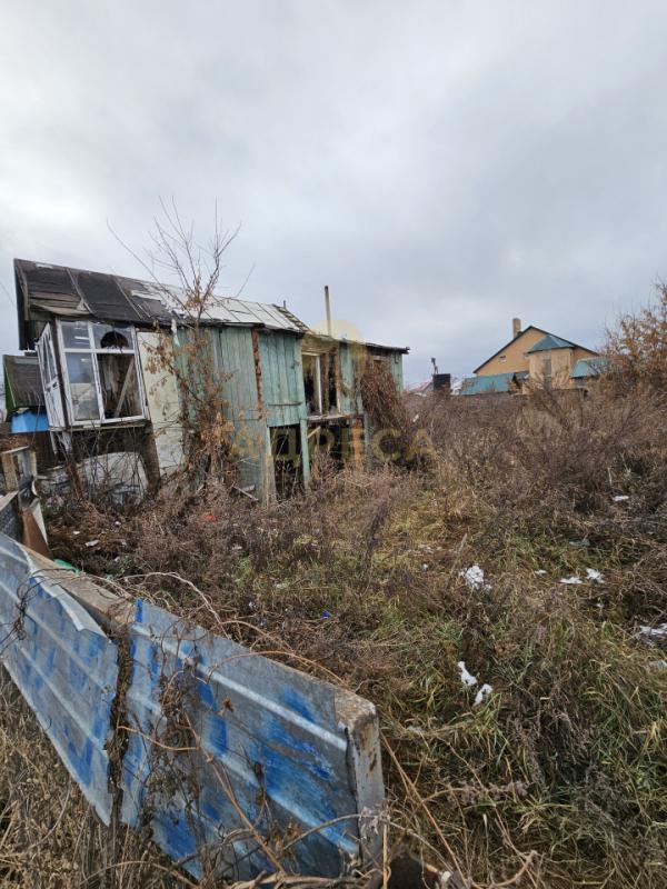 Продается участок с дачным домиком в СНТ "Энергоноситель"Участок 5 соток, домик 16м. - Оренбург