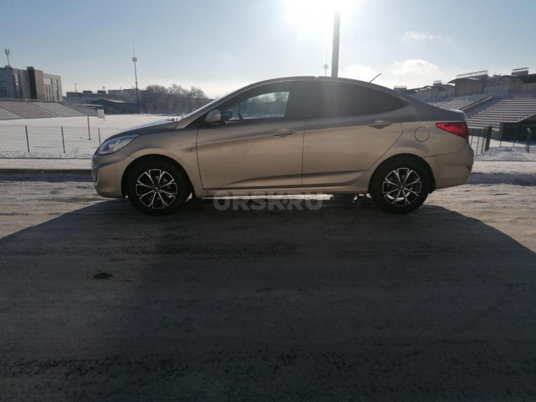 Продам Hyundai Solaris 2013 г. - Орск