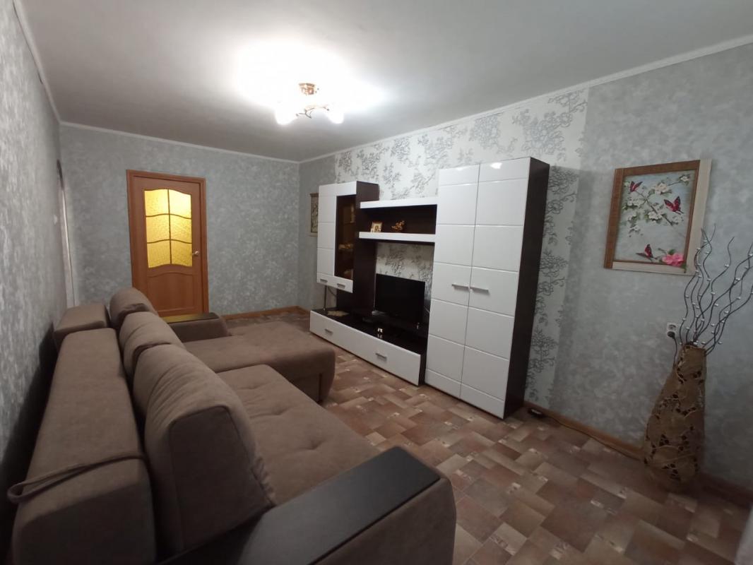 Продам 3- комнатную (61 кв. - Новотроицк