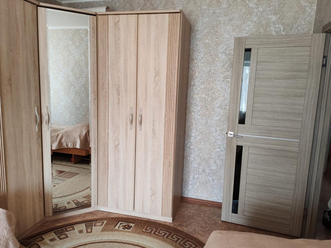Продам 3- комнатную (61 кв. - Новотроицк