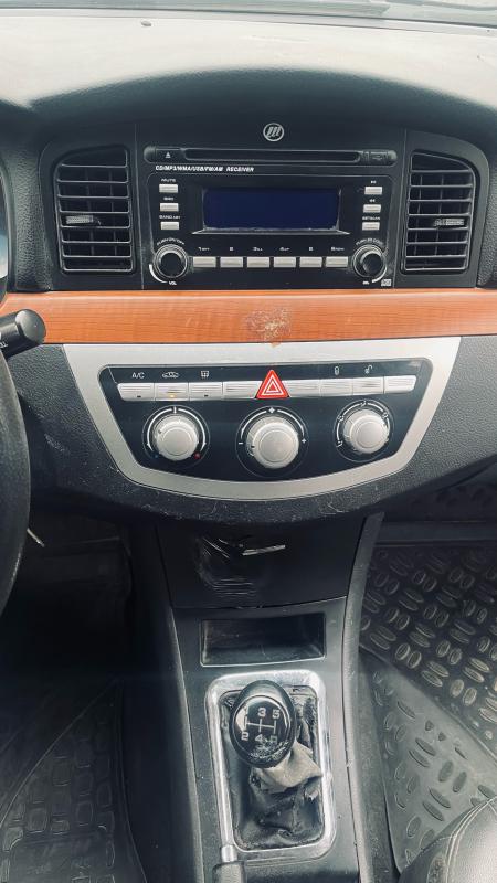 Пpодается LIFAN Solano 1.6 MT, 2012 года

1.6 Механика 106л.с. - Новотроицк