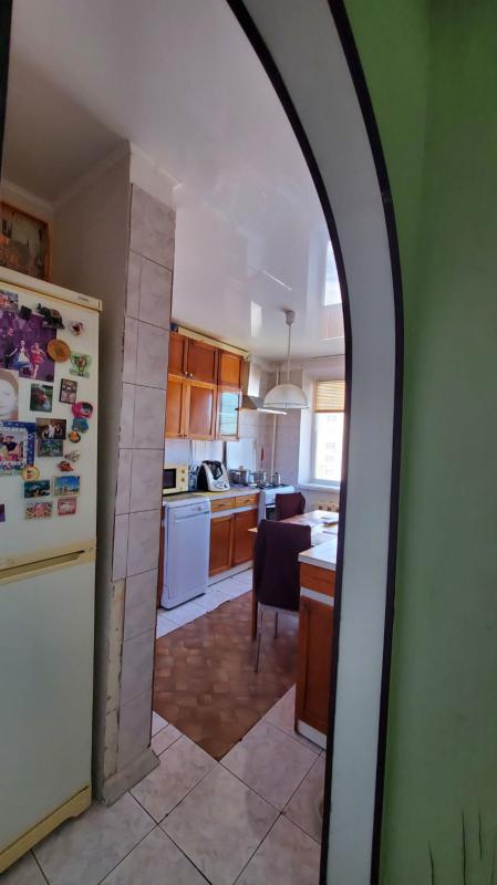 Продаётся 3-комнатная квартира по адресу: ул. - Гай