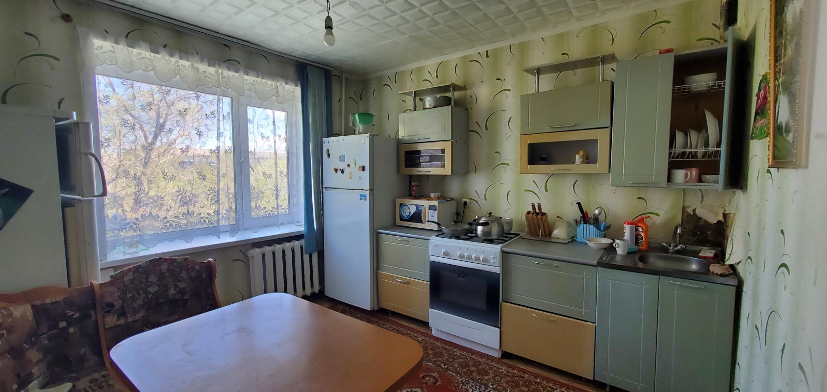 Предлагается вашему вниманию привлекательная двухкомнатная квартира
 общей площадью 56,1 кв. - Гай