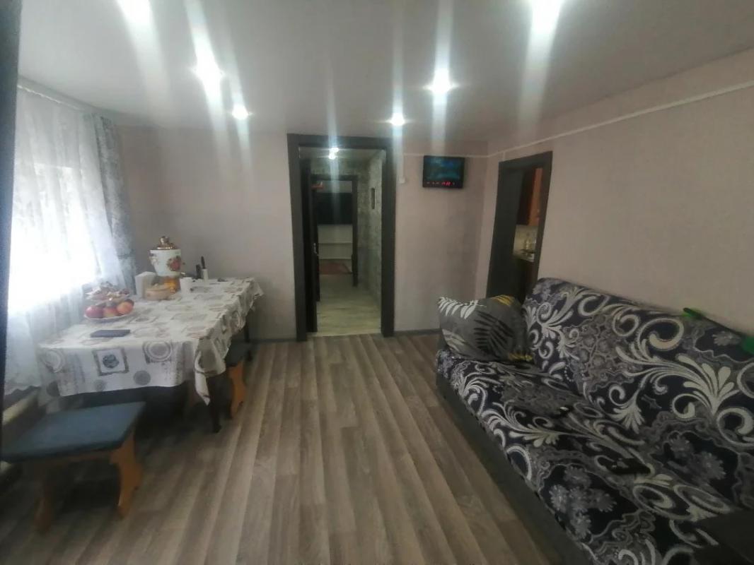 Продаётся уютный дом в живописном посёлке Калиновка по улице Степной! - Гай