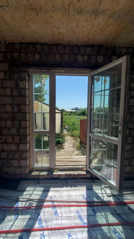 Продаётся кирпичный жилой дом по улице Елшанская, общей площадью 95,0 квадратных метров, расположенн - Гай