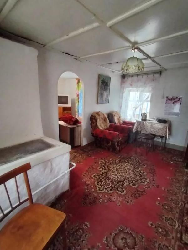 Продается уютный дом в живописном поселке Саверовка, расположенный на улице Центральной. - Гай