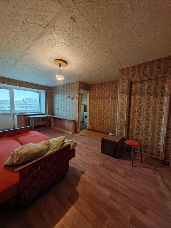 Предлагается к продаже 3-х комнатная квартира (маломерка) в центре города Новотроицк ! - Новотроицк