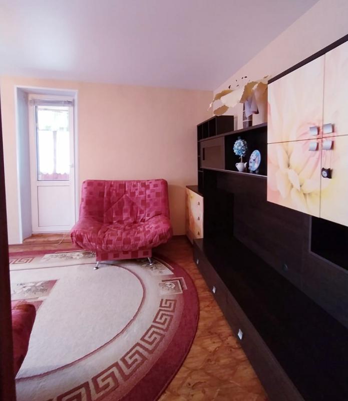 ПРОДАËТСЯ 2-Х КОМНАТНАЯ КВАРТИРА, УЛУЧШЕННОЙ ПЛАНИРОВКИ, В РАЗВИТОМ РАЙОНЕ, В ЦЕНТРЕ! - Новотроицк