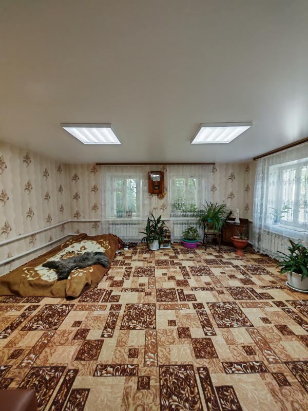 **Продаётся одноэтажный дом г. - Новотроицк