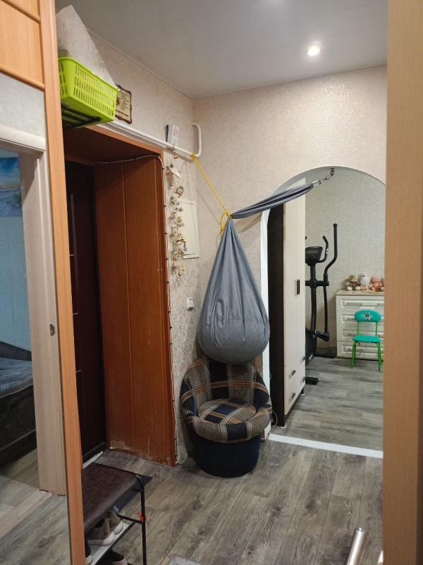 Продаётся уютная двухкомнатная квартира по цене однокомнатной улица Жукова 9, район Парка.
- город - Новотроицк