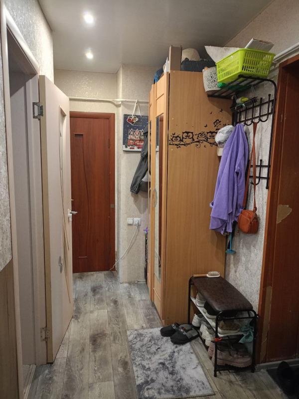 Продаётся уютная двухкомнатная квартира по цене однокомнатной улица Жукова 9, район Парка.
- город - Новотроицк