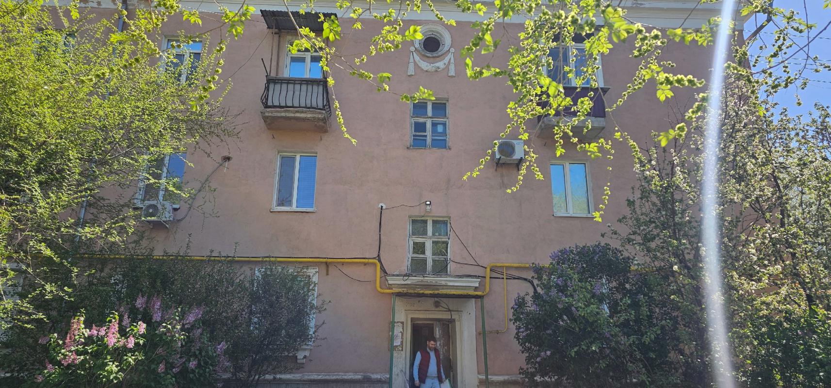 Продается уютная двухкомнатная квартира по адресу: ул. - Новотроицк