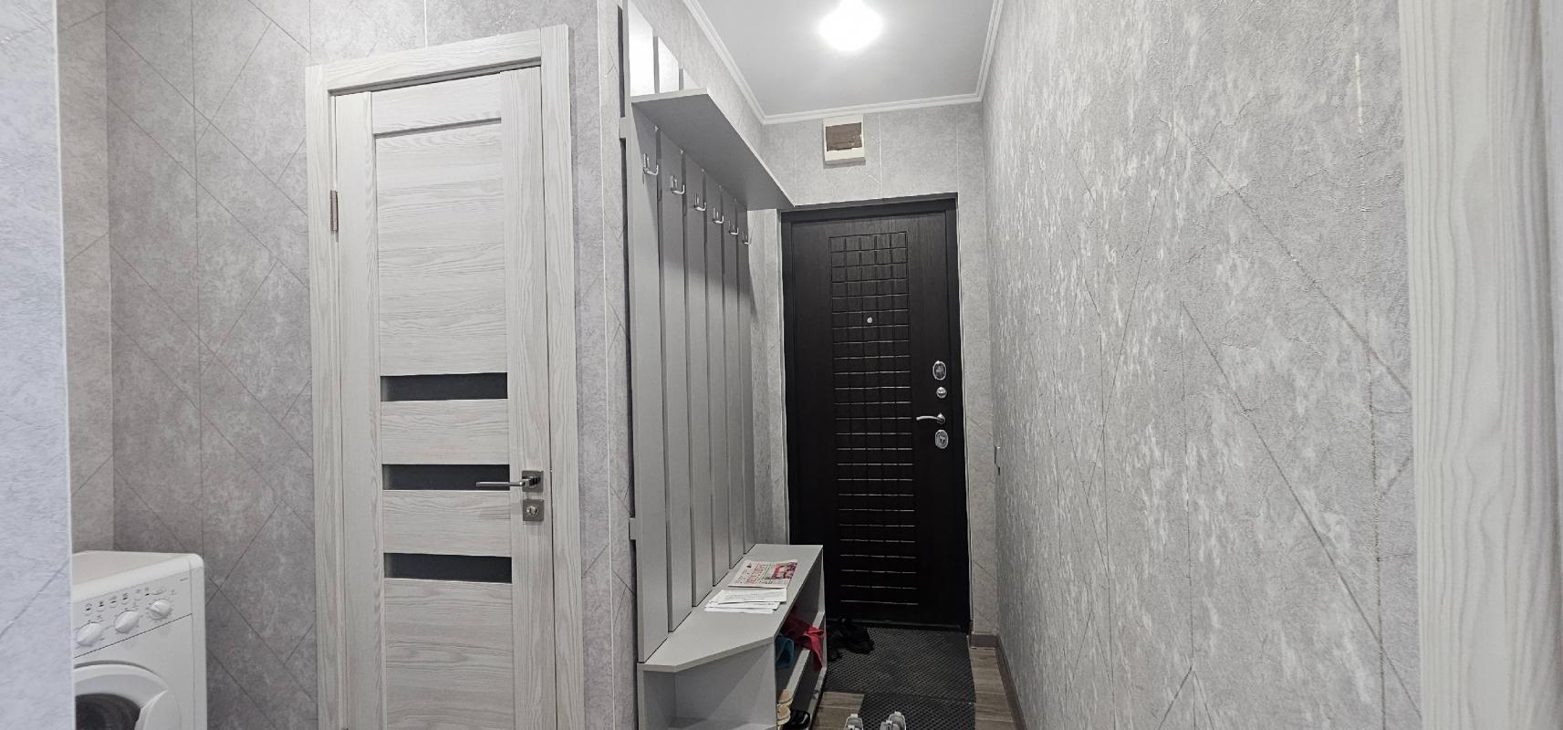 Квартира ЗАЕЗЖАЙ И ЖИВИ! - Новотроицк