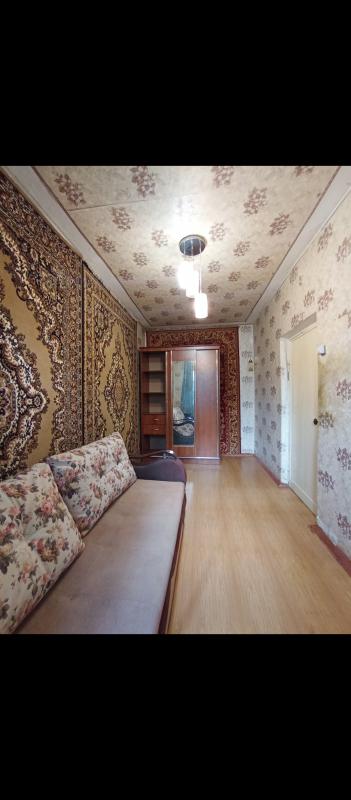 Продается 2-х комнатная квартира на втором этаже в тихом районе города
по адресу улица Свистунова д - Новотроицк