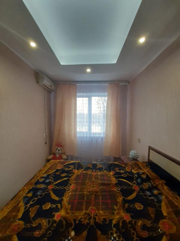 Продается уютная 4-комнатная квартира по адресу : г. - Новотроицк