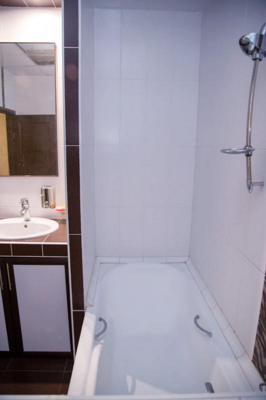 Продается БОЛЬШАЯ 2Х-КОМНАТНАЯ КВАРТИРА СТАРОГО ТИПА НА СТРОИТЕЛЬНОМ ТЕХНИКУМЕ по адресу: СОВЕТСКАЯ - Новотроицк