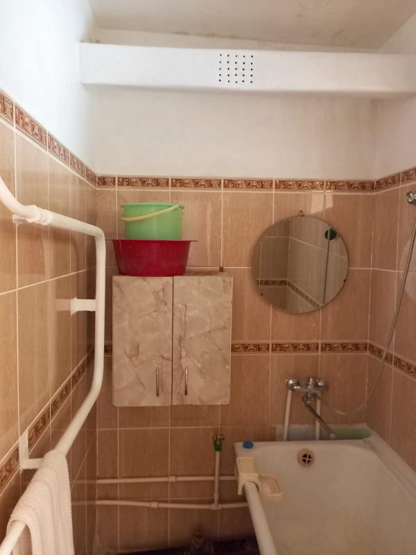 Продам 2- комнатную квартиру с раздельными ходами, район гимназии. - Новотроицк