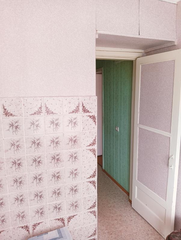 Продам 2-х комнатную квартиру, рядом школа 15 и остановка Новотроицк. - Новотроицк