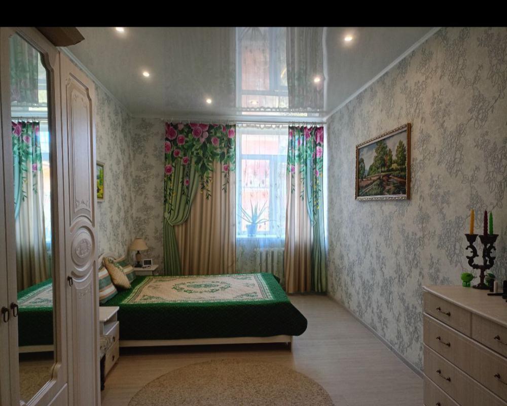 🏠 Продаётся уютная 3-комнатная квартира 90 м² в тихом центре (ул. - Новотроицк