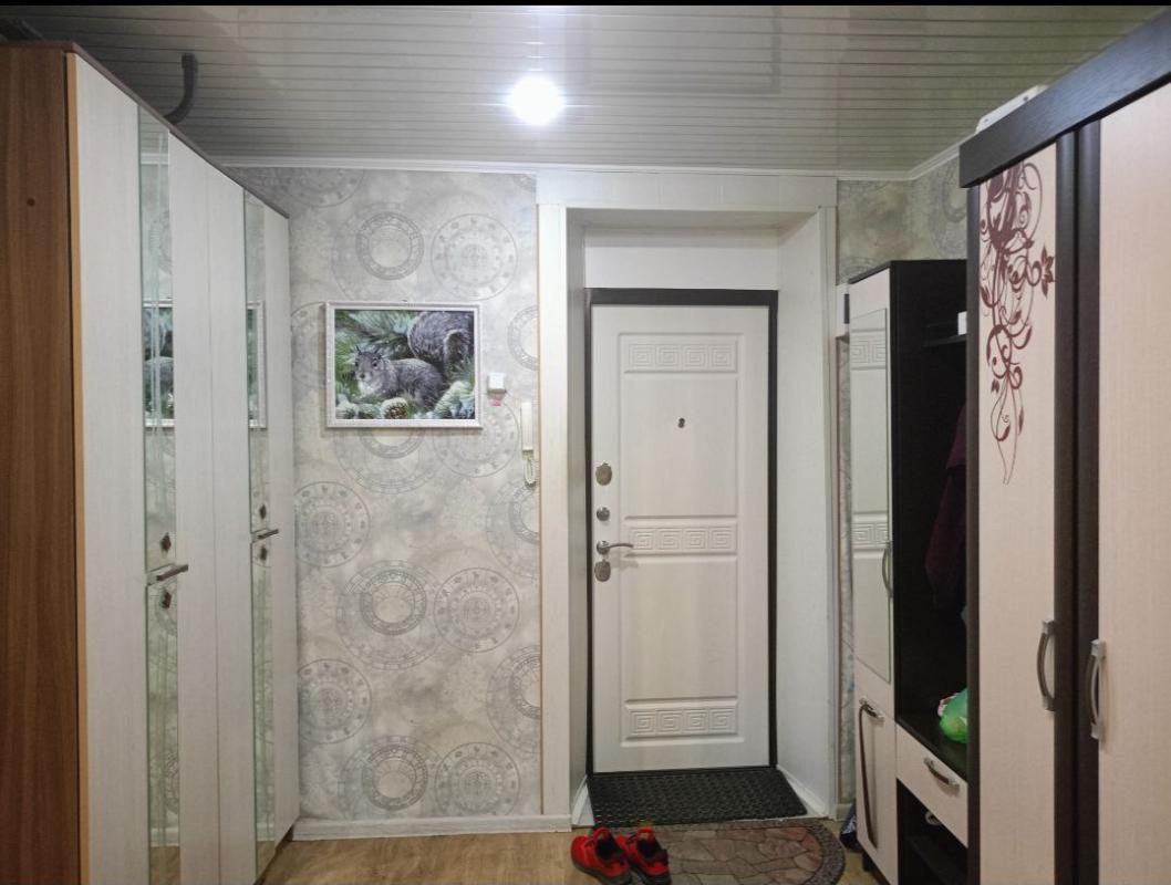 🏠 Продаётся уютная 3-комнатная квартира 90 м² в тихом центре (ул. - Новотроицк