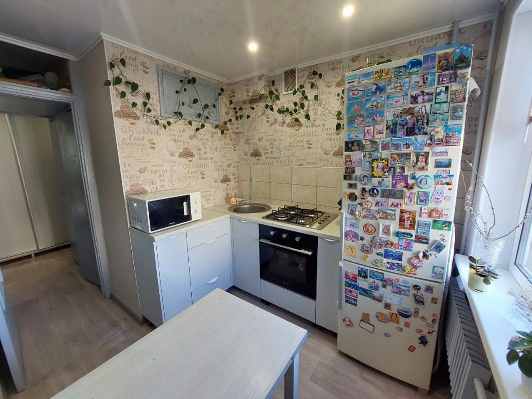 Предлагаем вашему вниманию двухкомнатную квартиру в центре города рядом с администрацией по адресу К - Новотроицк