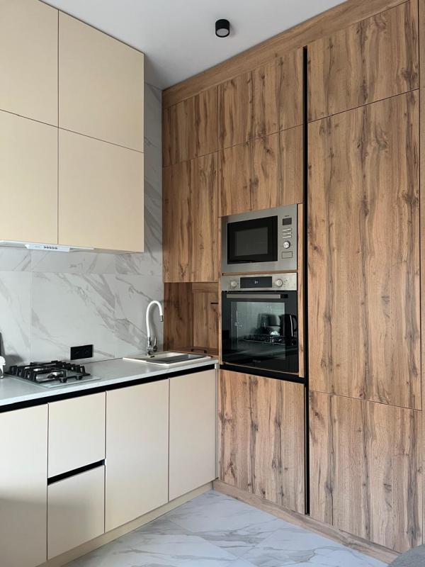 ПРОДАЕТСЯ СУПЕР КВАРТИРА В НОВОТРОИЦКЕ
Готовая КВАРТИРА "под ключ"! - Новотроицк