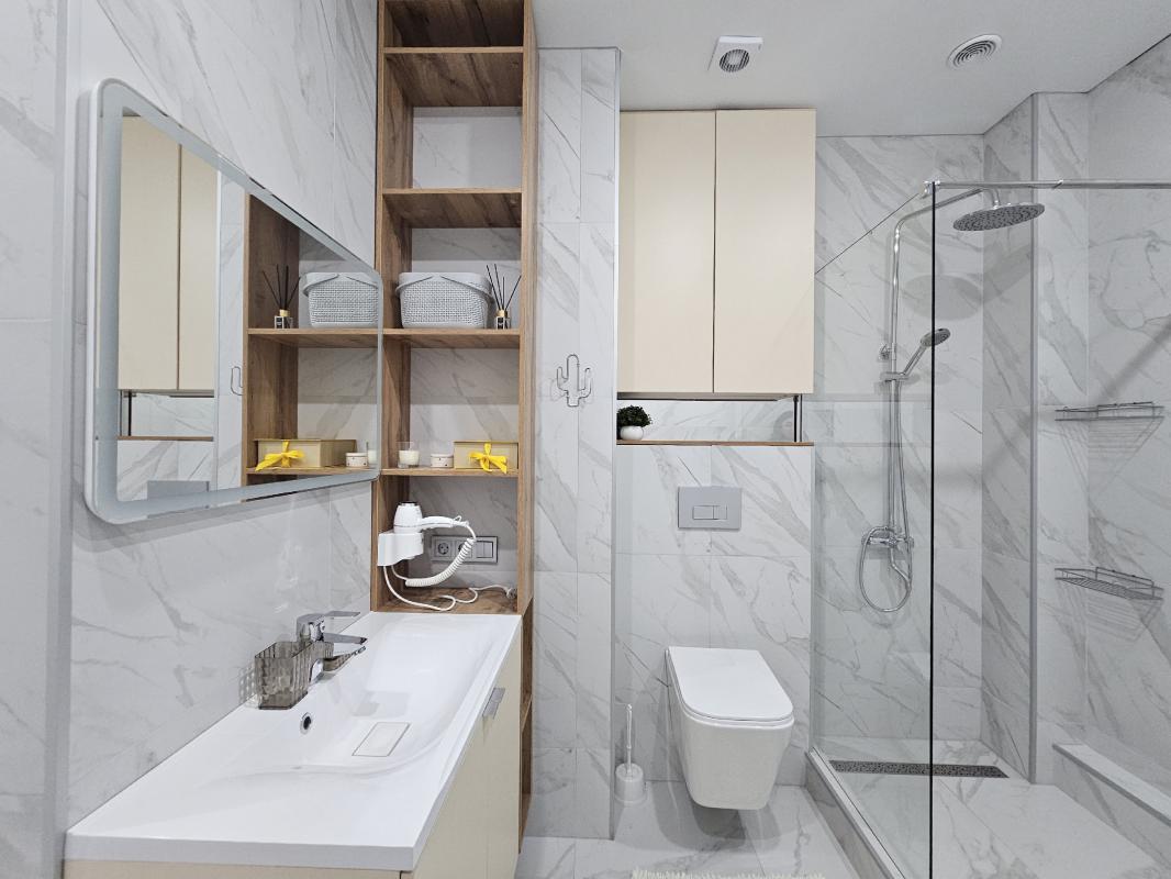 ПРОДАЕТСЯ СУПЕР КВАРТИРА В НОВОТРОИЦКЕ
Готовая КВАРТИРА "под ключ"! - Новотроицк