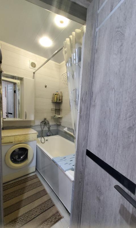 Продается 2- х комнатная квартира, улица Ленина, д. 56 расположена на втором  этаже дом кирпичный пя - Гай