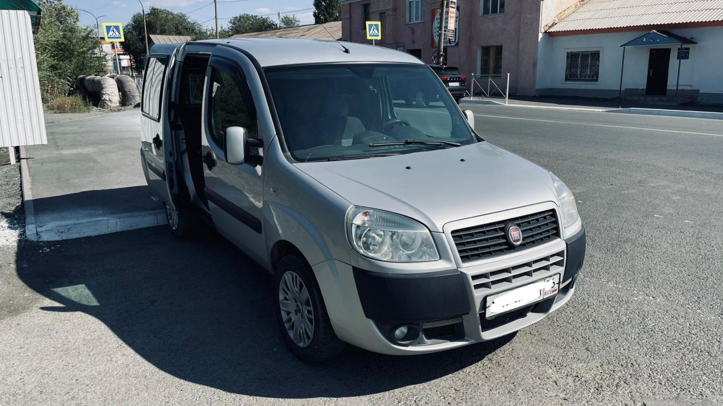 Продается FIAT Doblo, 2012 года

Один хозяин

Без ДТП в родном окрасе

Кузов оцинкованный

Машина оч - Новотроицк