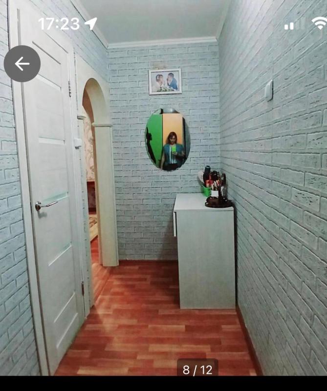 Продам 2- комнатную квартиру с хорошим косметическим ремонтом. - Новотроицк