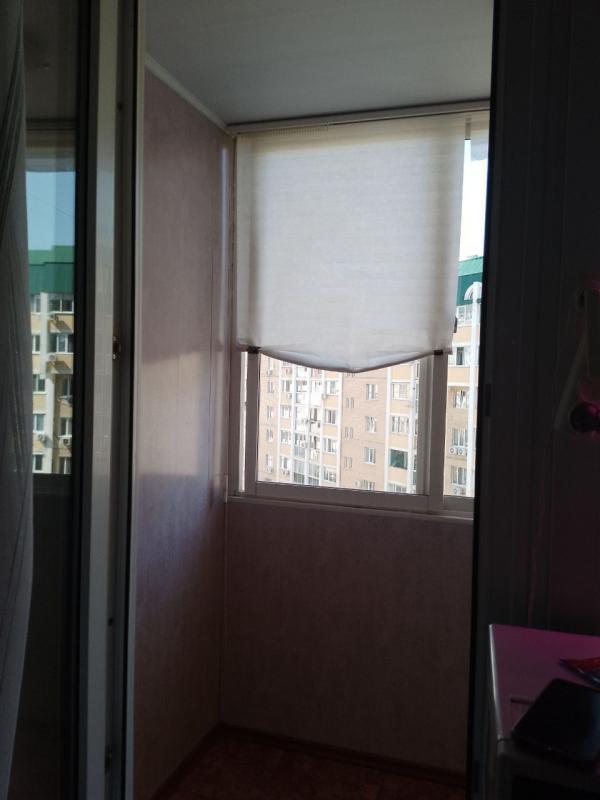 Двухкомнатная квартира в кирпичном доме, две лоджии, тёплые полы, комнаты большие обе по 18 кв. - Оренбург