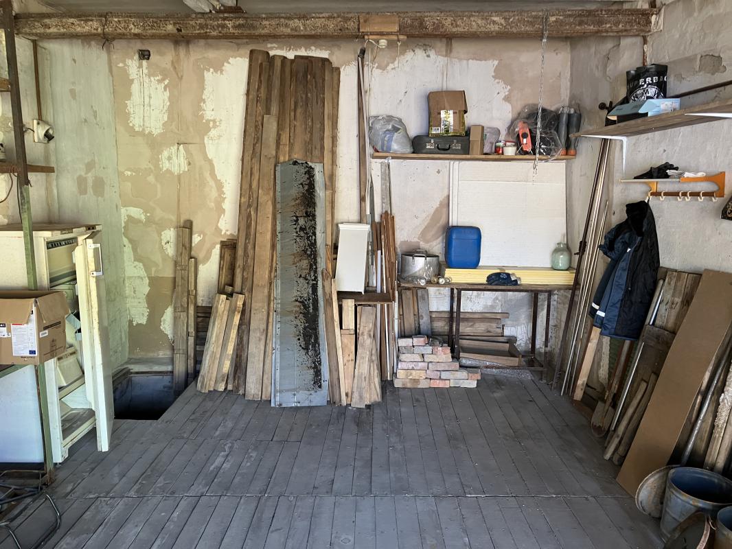 Продам большой гараж 4,5*7,5 за строительным техникумом. - Орск