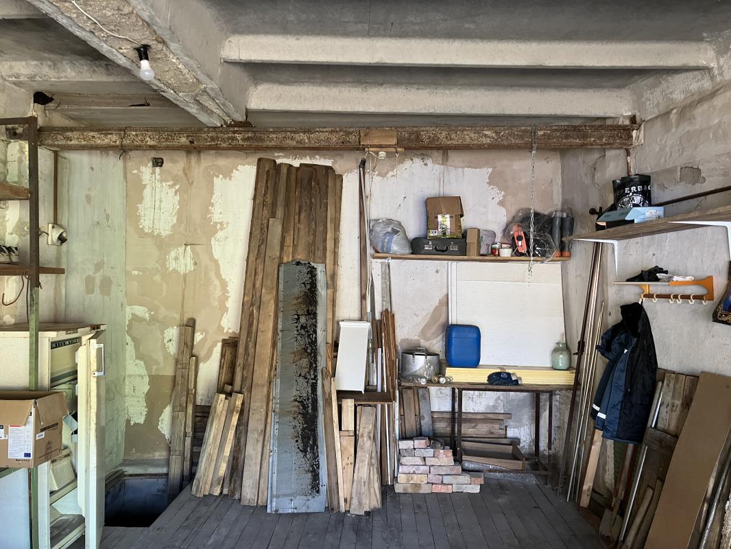 Продам большой гараж 4,5*7,5 за строительным техникумом. - Орск