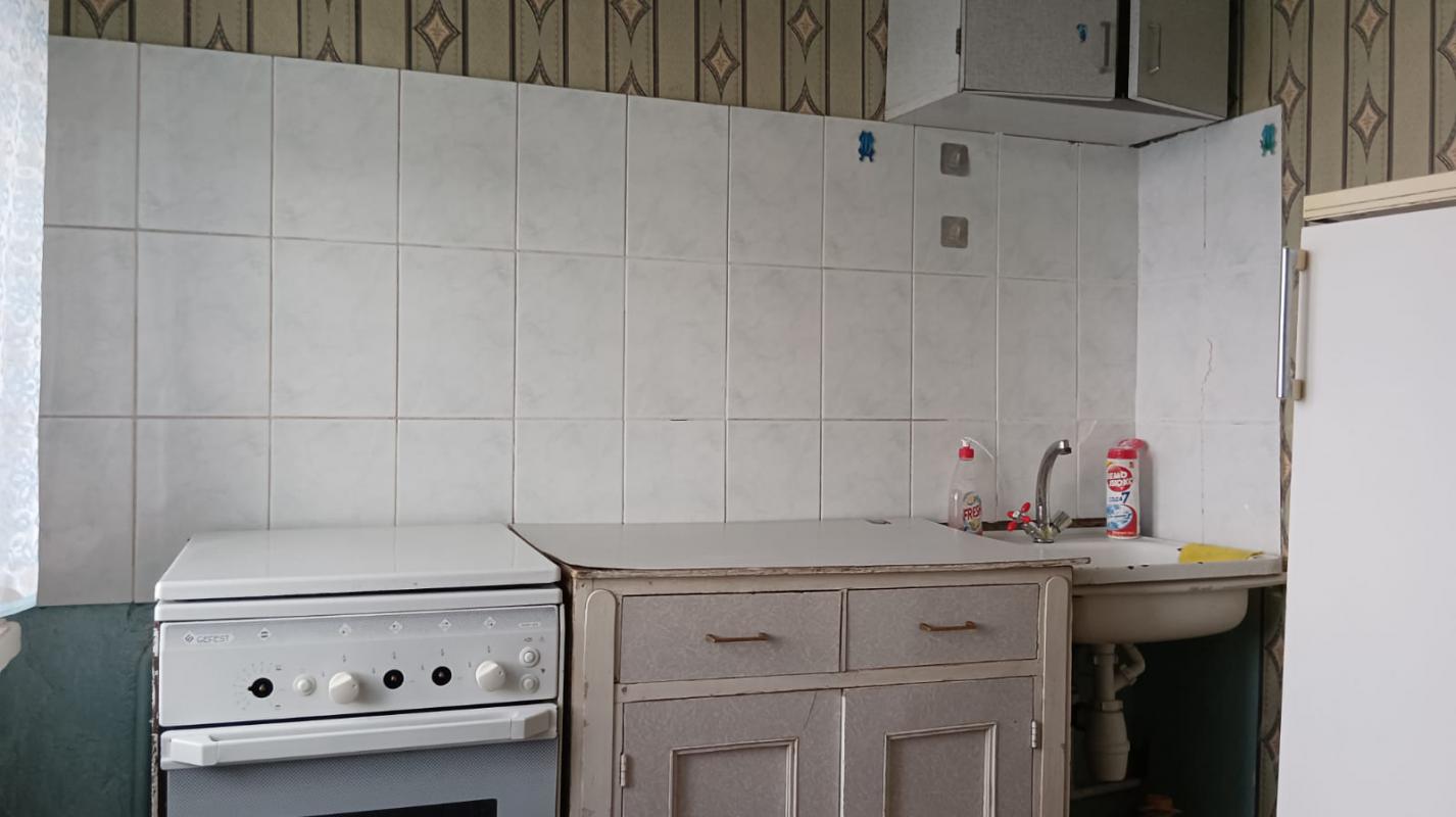 Сдам 1ком квартиру на длительный срок, район остановки пл. - Новотроицк