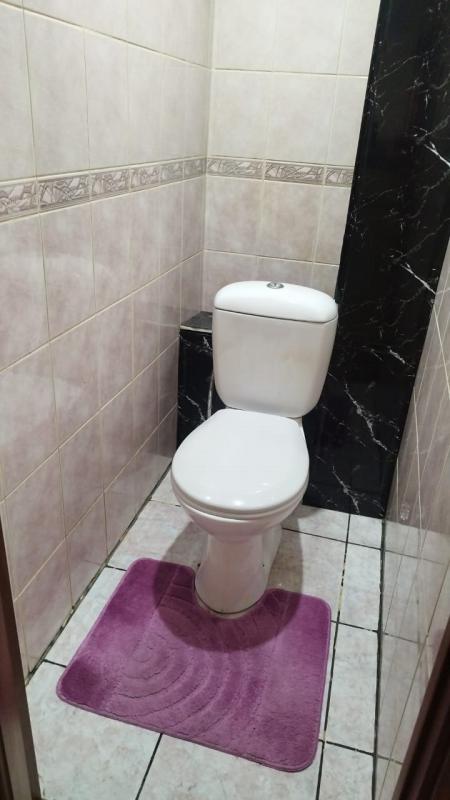 Продается трехкомнатная квартира в г. - Новотроицк