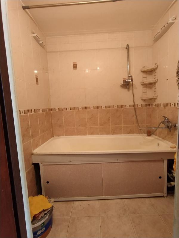 НА ПРОДАЖЕ 2-Х КОМНАТНАЯ КВАРТИРА, УЛУЧШЕННОЙ ПЛАНИРОВКИ НА 7 ЭТАЖЕ, В ЦЕНТРЕ ГОРОДА. - Новотроицк